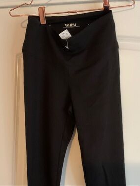 White House Black Market Black Ponte Runway Leggings